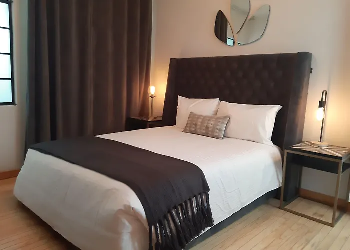 Alcazar Inn México DF